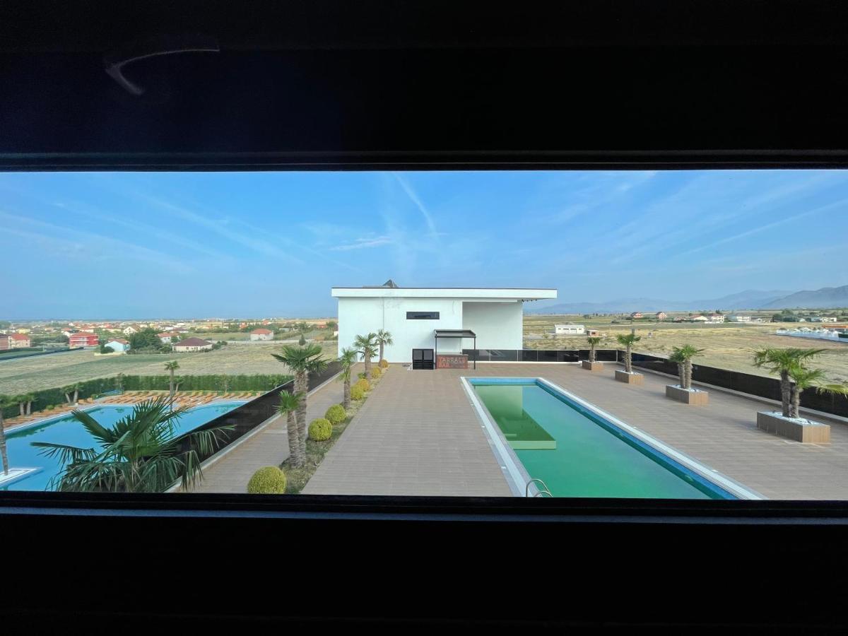 Deluxe Resort And Spa Koplik Exterior foto