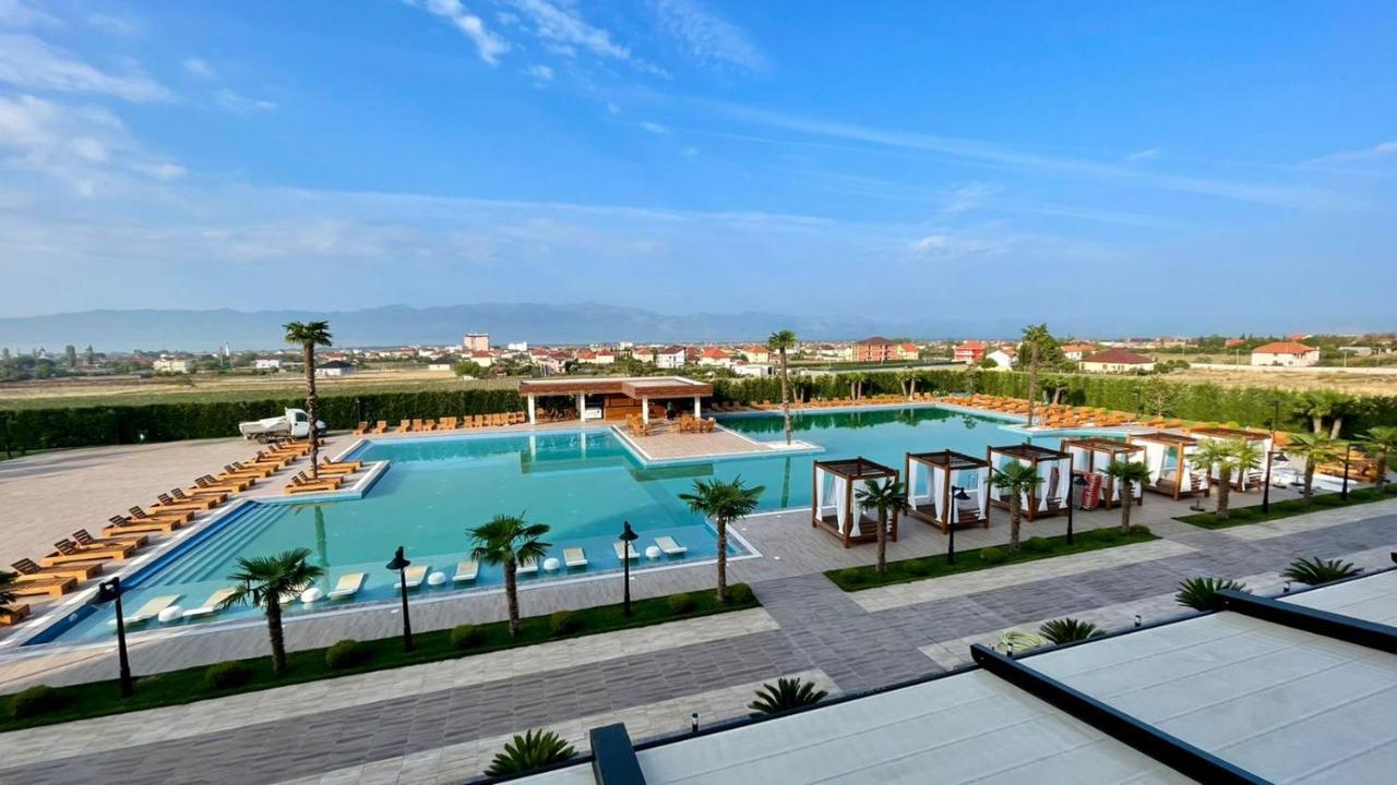 Deluxe Resort And Spa Koplik Exterior foto